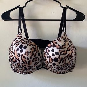 Victoria’s Secret Miraculous Plunge Bra